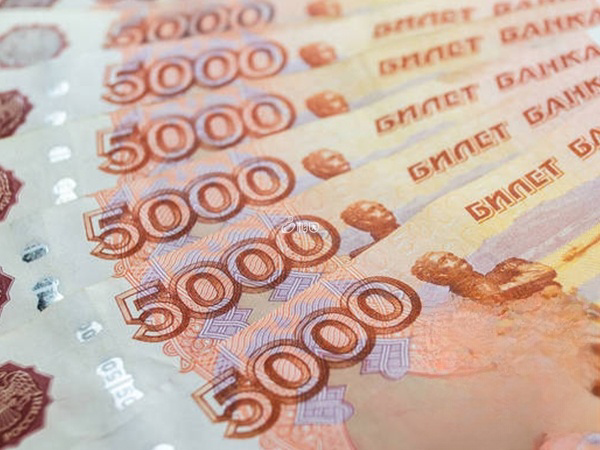 俄罗斯一个月生活费约一万人民币