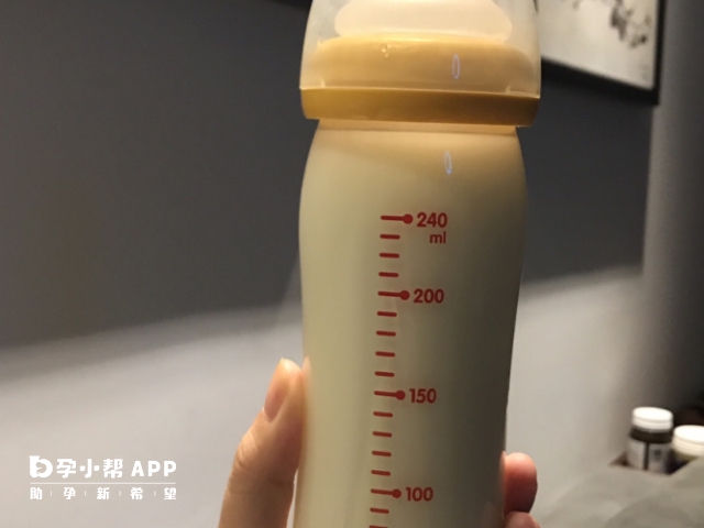 母乳营养成分是纯天然的