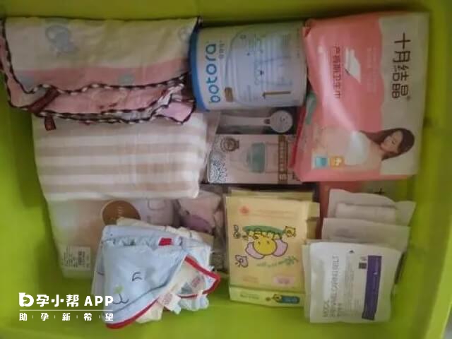 待产包是产妇为生产住院及坐月子准备的各类物品的总称