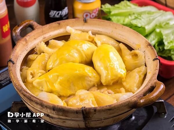 榴莲炖鸡是药膳偏方